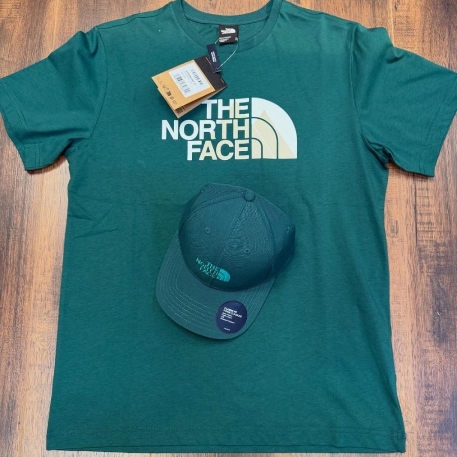 Miniature de The North Face Maroc | Collection T-shirts & Accessoires Urban Tech - Techwear.ma