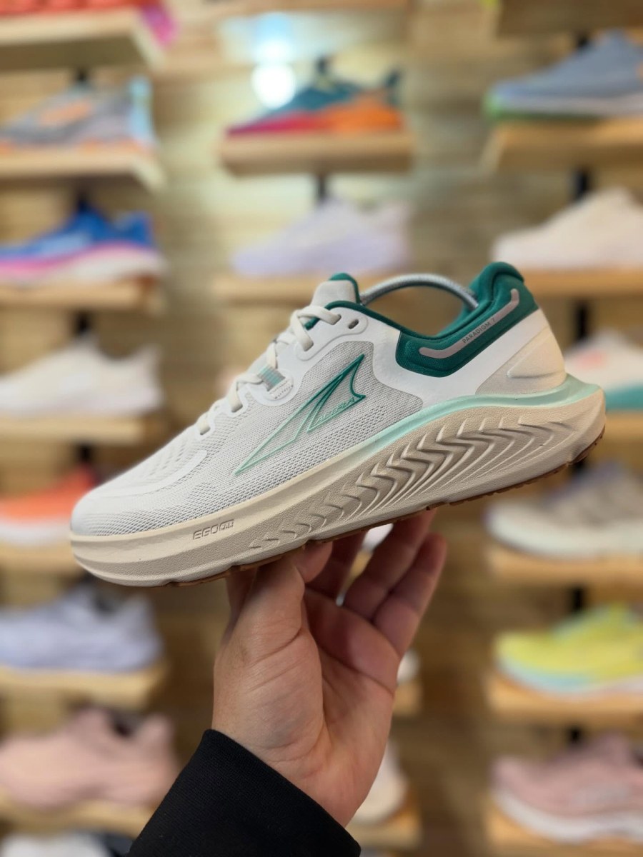 Altra Paradigm 7