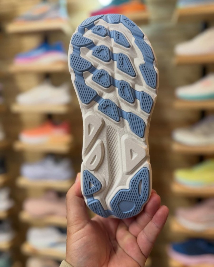 HOKA One One Hoka Clifton 9 vue semelle