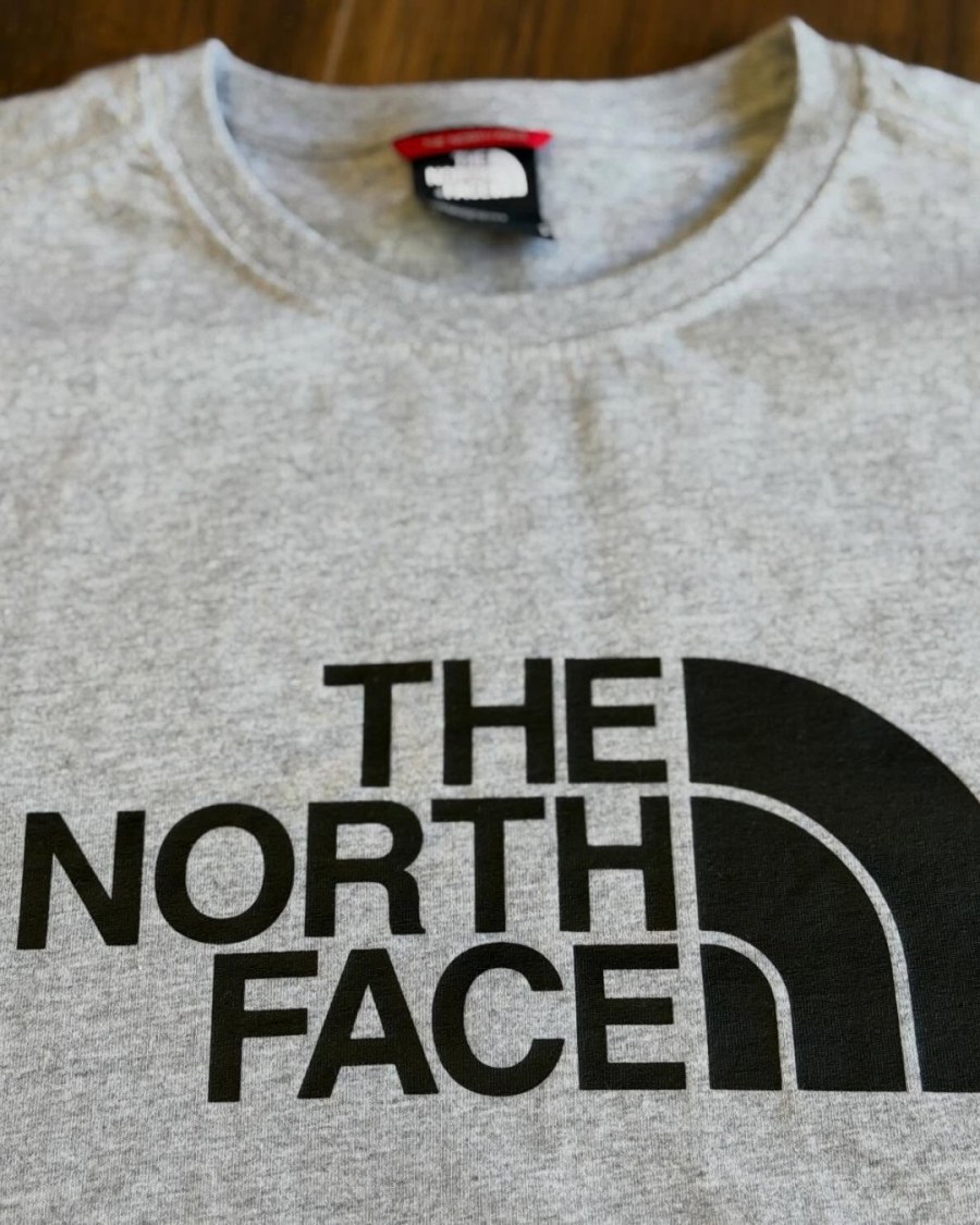The North Face T-Shirt The North Face vue semelle